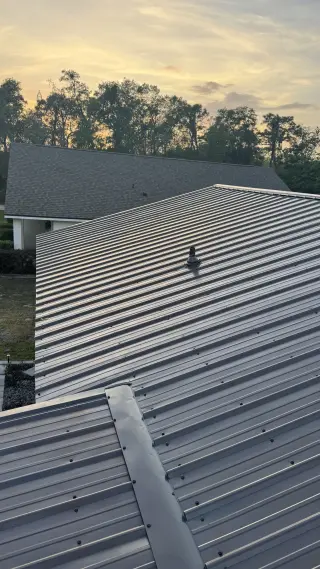 Se busca un grupo de roofing(LAMINA)(MUCHO TRABAJO)