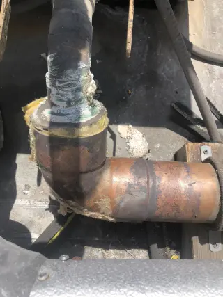 PLOMERIA Y ELECTRICIDAD COMERCIAL
