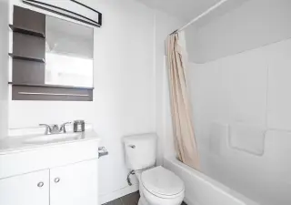 TRENDY FULLY RENOVATED 2 BEDROOM AND 2 BATH IN PRIME K-TOWN LOCATION