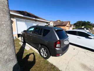 Jeep Compass 2014 $2,500
