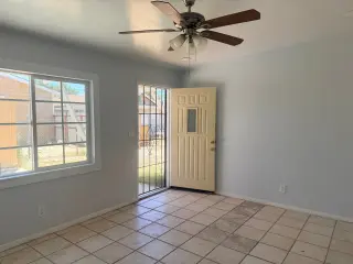 CASA DE RENTA- YA DISPONIBLE!