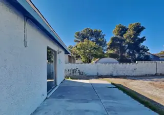 6504 Wheelbarrow Peak Dr, Las Vegas, NV 89108