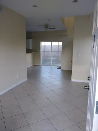 Townhome Fontana 2/2