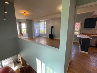 This charming, newly remodelled 2 bedroom 1.5 bath