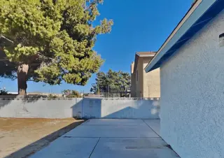6504 Wheelbarrow Peak Dr, Las Vegas, NV 89108