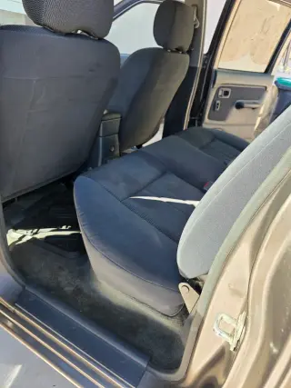 Nissan frontier 2004