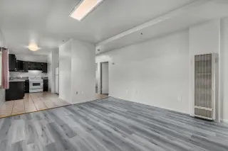 Apartamento de 4 recámaras y 2 baños en renta!