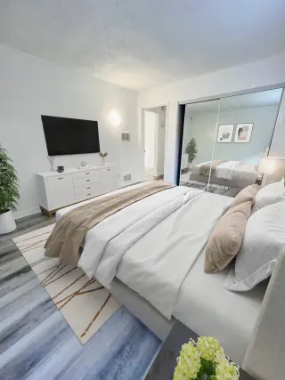 FLEXIBLE LEASE TERMS!!! Renovated Apartments W/ Modern Features + Appliances