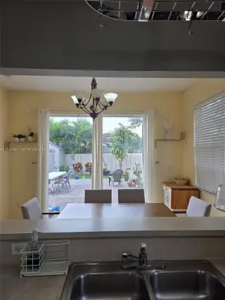 Hermosa casa para la renta 3/2