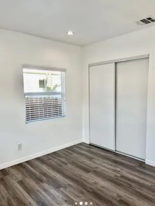 2 habitaciones y  2 baño,
