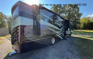 2022  Used Rvs Fleetwood Pace Arrow RV 40ft Campers Rvs Motorhomes Custom