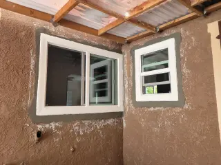 Ventanas Nuevas para Renovación de Casa