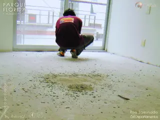 Cuatro Acabados, Piso Laminado desde un Metro, Caja ó Cuarto, de 4akva2