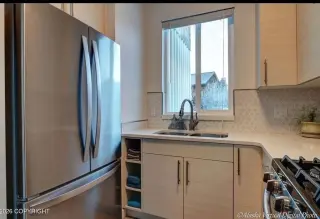 furnishede one-bedroom, one-bathroom apartment with stunning mountain views