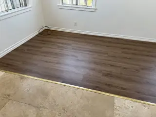 Hermoso Estudio Renovado con Entrada Privada y Vista a la Ciudad