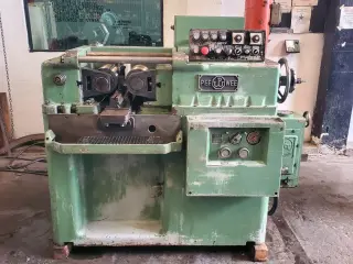 ROSCADORA PEE-WEE 24 TON