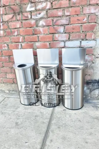 Tachos de Basura de Acero Inoxidable - Juego de 3