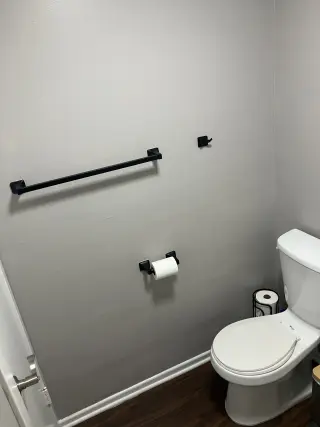 Espacio tipo estudio privado en Redondo Beach – Servicios incluidos – $1,700