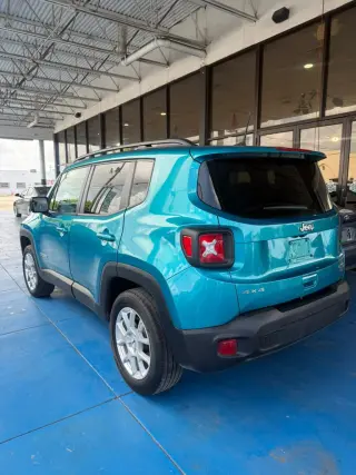 2022 Jeep Renegade Latitude Sport
