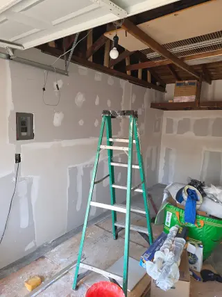 Busco trabajo construction