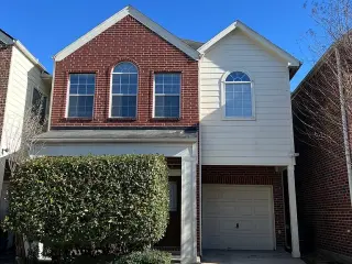 single family home in a conducive neighborhood