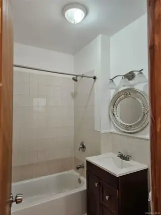 Apartamento 4 Dormitorios 1 bath  Maspeth NY