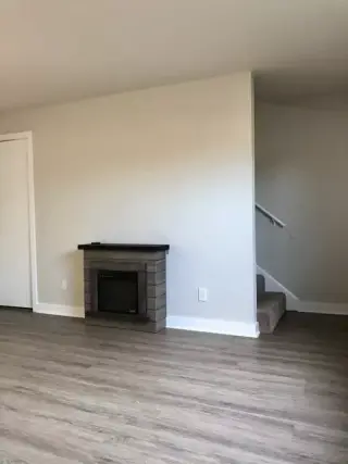 CHARMING REMODELED HOME FOR RENT IMMEDIATELY!