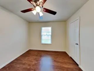Charming Spacious Unit
