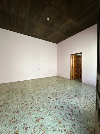 Propiedad con potencial de uso comercial en Santa Ana Centro