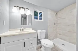 2 habitaciones, 2 baños, 805 pies cuadrados