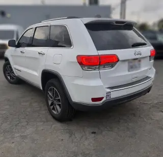 TITULO LIMPIO JEEP GRAND CHEROKEE PAGOS DEALER FINANCIAR AUTOMATICO SUV EN VENTA