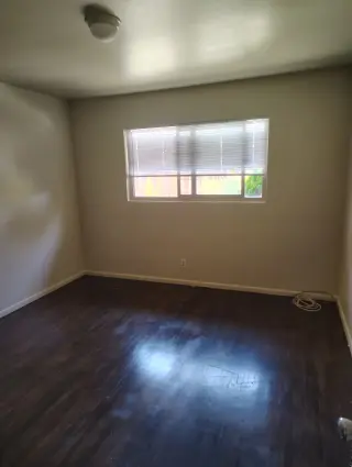 Se renta cuarto en Ventura