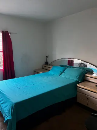 Cuarto grande en 1,000 dollar