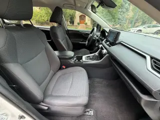 2021 Toyota RAV4 LE AWD