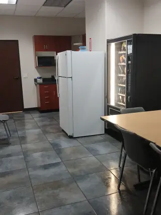 Ofrezco mis servicios de limpieza 100% confiable.