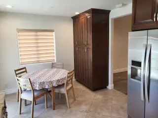 2br @Burbank, CA 91501🔑