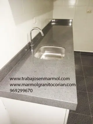 GRANITO GRIS ESTAÑO, para tableros de cocinas, baños, counters, paredes, pisos