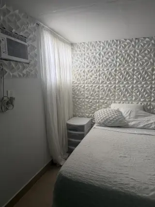 Rento habitacion amoblada
