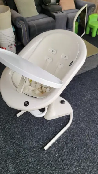 Silla Alta Moderna para Bebés
