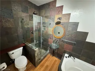 Casa de 2 dormitorios y 2 baño