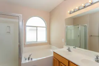 Casa en alquiler de 2 dormitorios y 1 baño