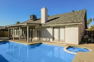 Modern Residential Unit Available