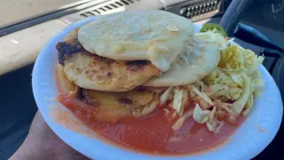 Pupusas ilimitadas de Maiz o Arroz