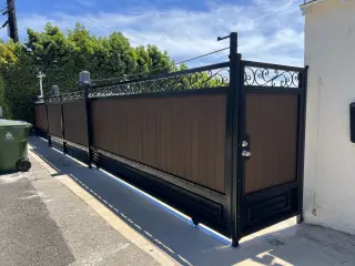Hacemos toda clases de fence metal madera aluminio y acero inoxidable