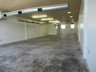 Edificio Comercial -El dueño puede llevar el financiamiento - Precio de $629,000