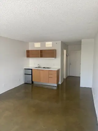 STUDIOS STARTING AT $1,550 IN DTLA