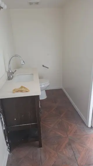 $2700 3-bedroom house for rent / Casa de 3 dormitorios en alquiler por $2700