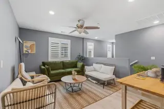 FONTANA, CA - ¡Su próximo hogar le espera! Bellamente renovada!