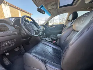 2010 Infiniti FX35