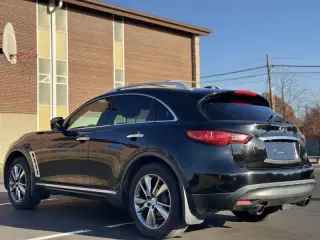 2010 Infiniti FX35